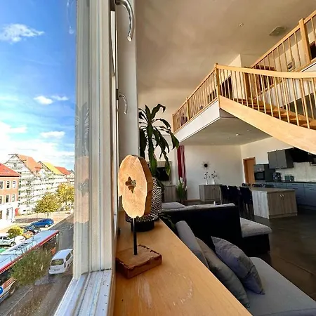 Katharinenschule - Zentrale Maisonette Mit Panoramablick Appartement *